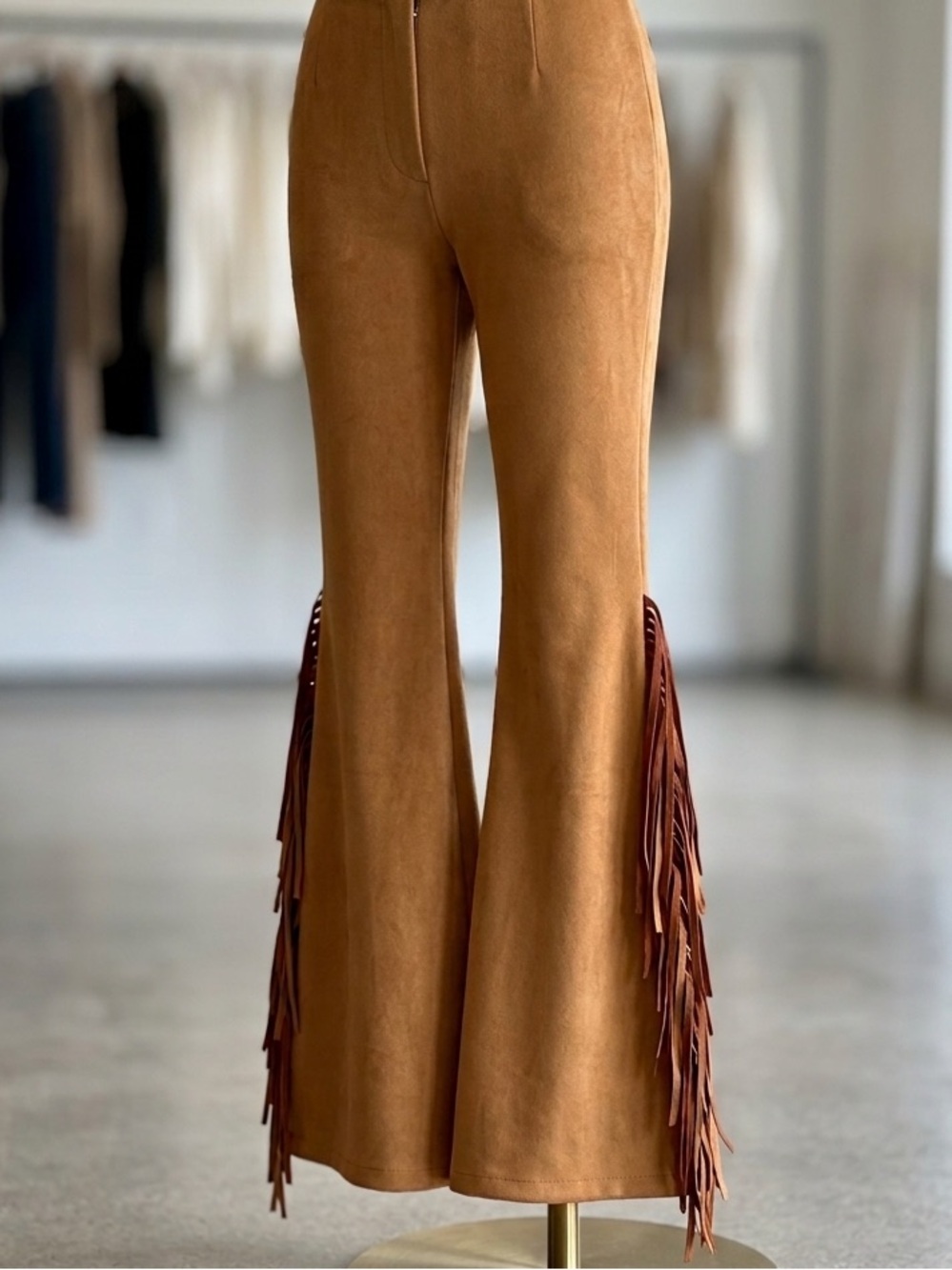 🧡🧡Forever 21 faux suede fringe pants 🧡🧡